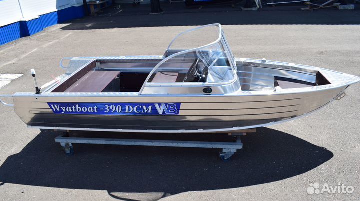 Новая моторная лодка Wyatboat 390 DCM нерегистрат