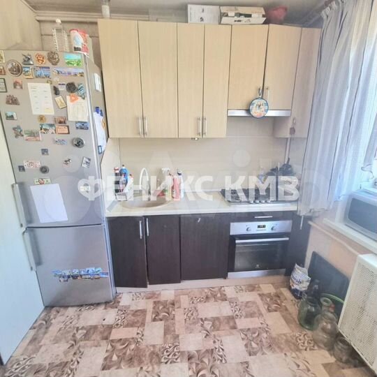 2-к. квартира, 45 м², 3/3 эт.