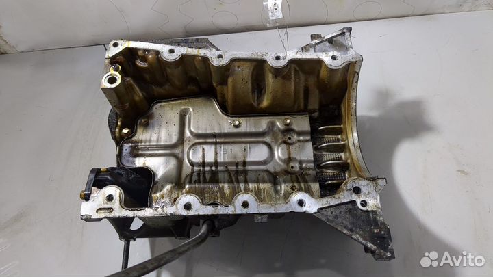 Поддон Toyota Yaris, 2012