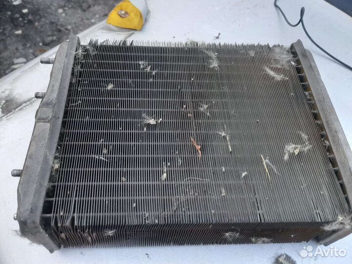 Радиатор отопителя печки на ваз 2104 в хор.сост