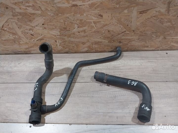 Патрубок радиатора Audi A6 C5 шланг охлаждения