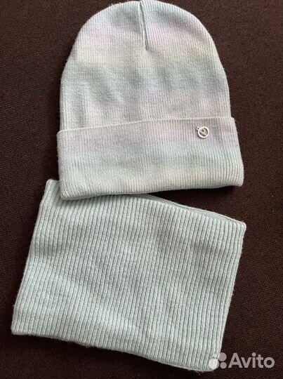 Комплект шапка и снуд