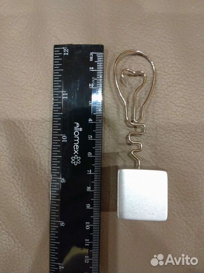 Держатель для бумаг