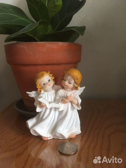 Ангел статуэтки