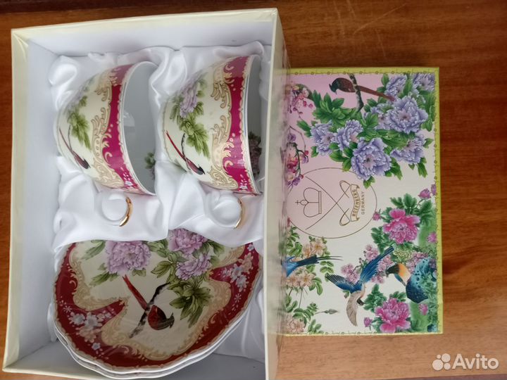 Фарфоровая чайная пара