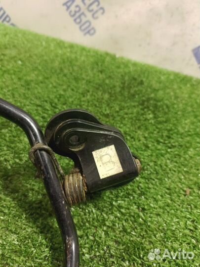 Педаль газа Toyota Avensis универсал 1.8 1zzfe