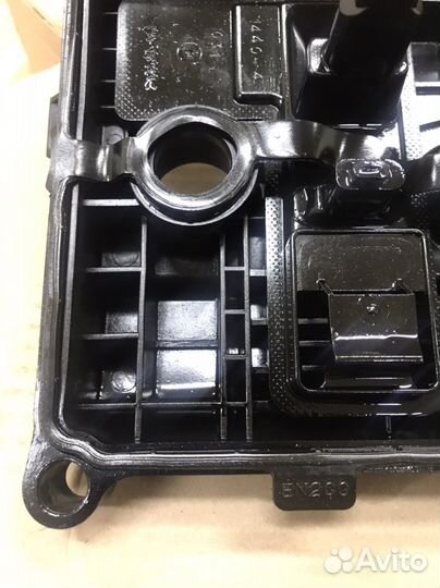 Крышка клапанов Nissan Xtrail 2.0 + прокладка