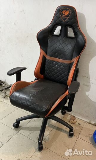 Игровой стул cougar