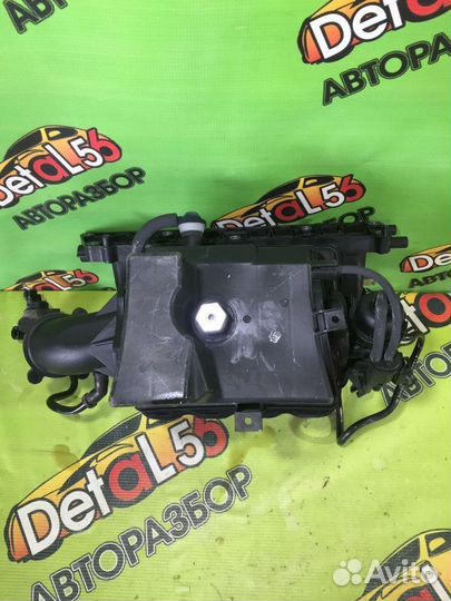 Коллектор впускной Opel Astra H Z16XER