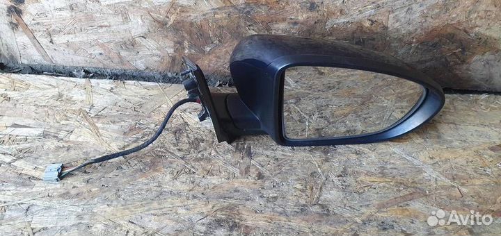 Зеркало правое электрическое Nissan Qashqai (J10)