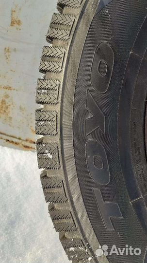 Toyo Observe GSi-5 235/70 R16