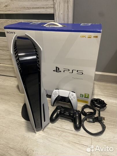 Sony ps 5 с дисководом + 2 геймпада + 600 игр