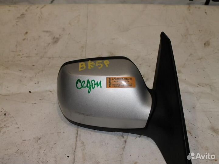Зеркало правое Мазда Аксела BK5P седан А928