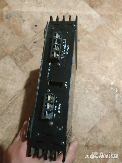 Усилитель Supra