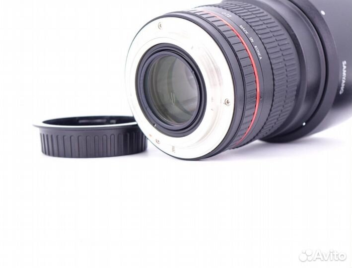 Samyang 85mm F1.4 на Canon