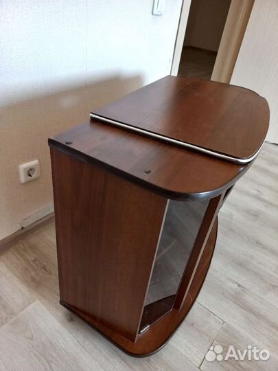 Тумба под телевизор