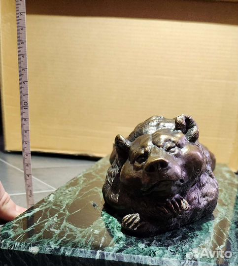 Бронзовая скульптура 