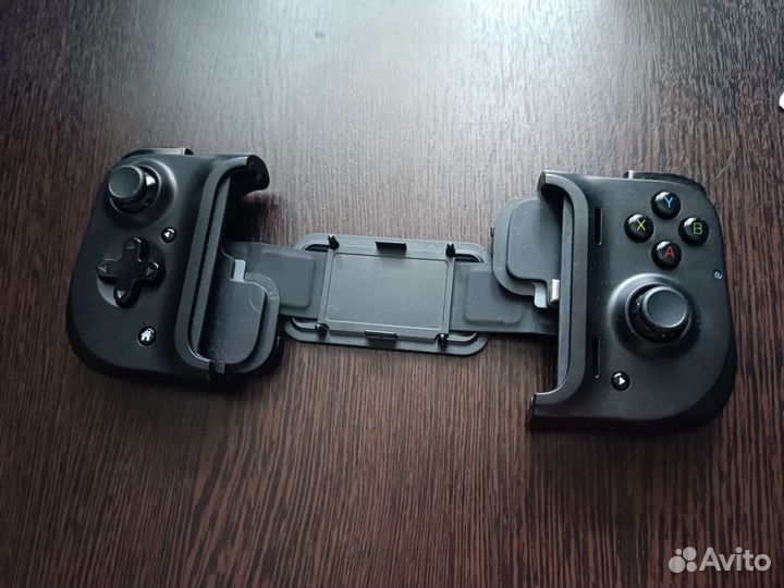 Геймпад для смартфонов Razer Kishi type-C