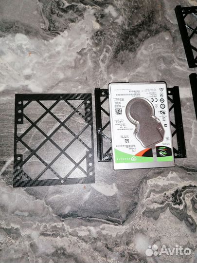 Переходник в отсек HDD 3.5 на 2.5 укороченный