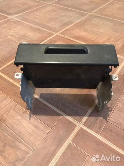 Органайзер Mitsubishi Galant 7