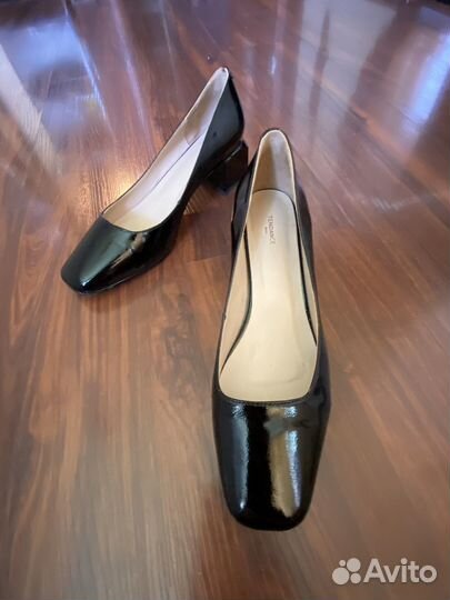 Туфли лакированная кожа 40 размер