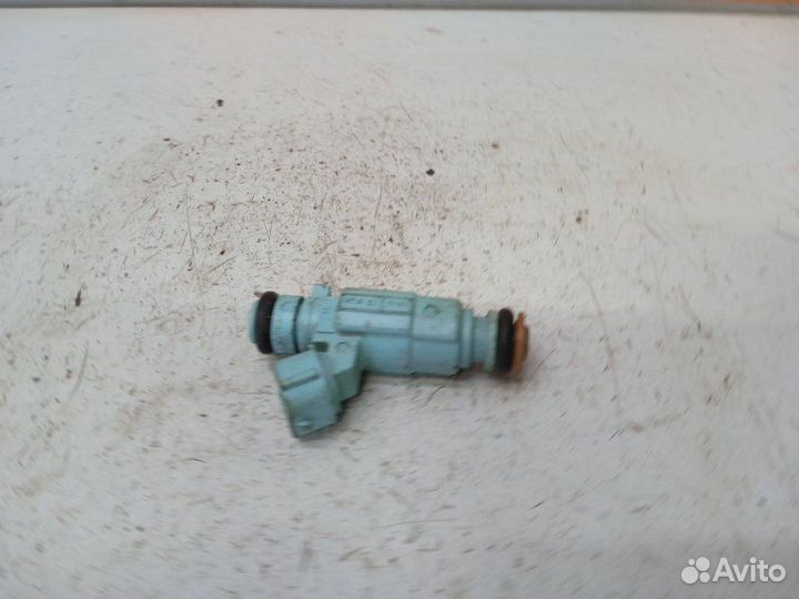 Форсунка топливная Hyundai Elantra MD 1.6 2012