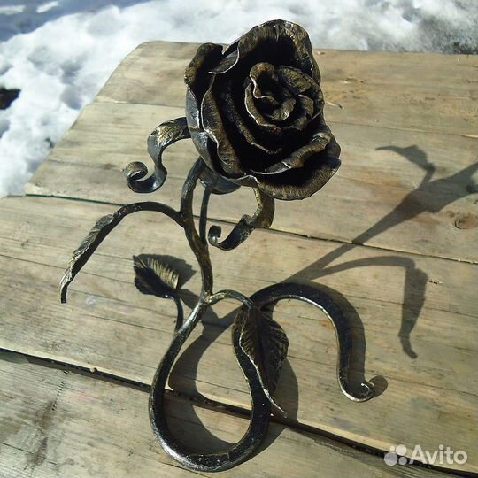 Кованые цветы и розы