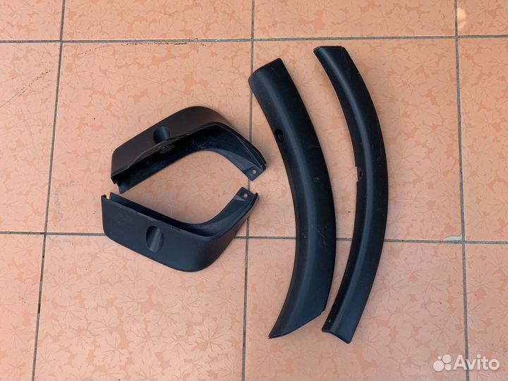 Брызговики молдинг Митсубиси Оутлендер 3 2018