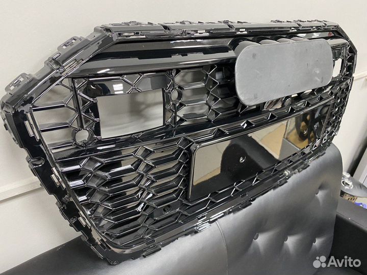 Audi A6 C8 Решетка радиатора RS 6 рест