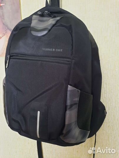 Рюкзак школьный