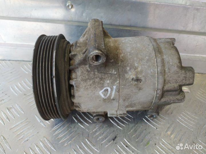 Компрессор кондиционера Renault Megane седан 1.6