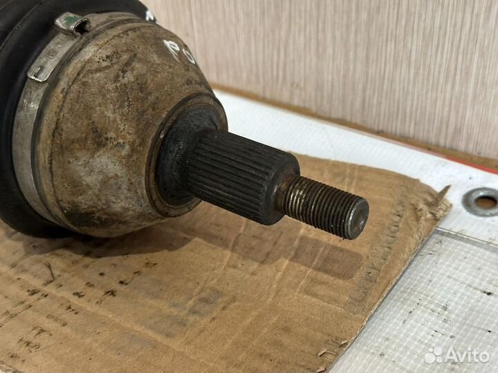 Привод левый Volkswagen Polo 5 дефект