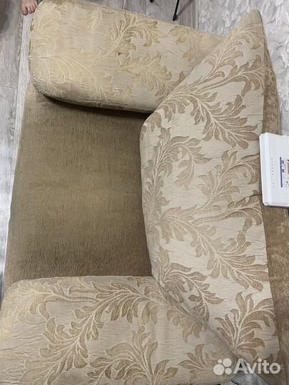 Кресло для гостиной