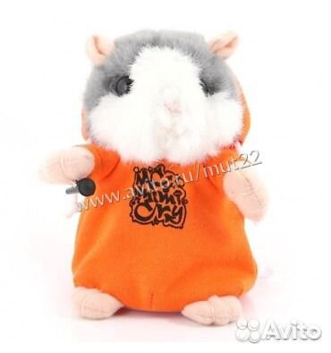 Хомяк - повторюшка музыкант