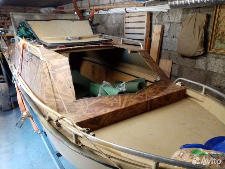 Моторная лодка