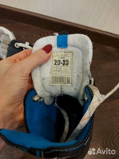 Коньки хоккейные