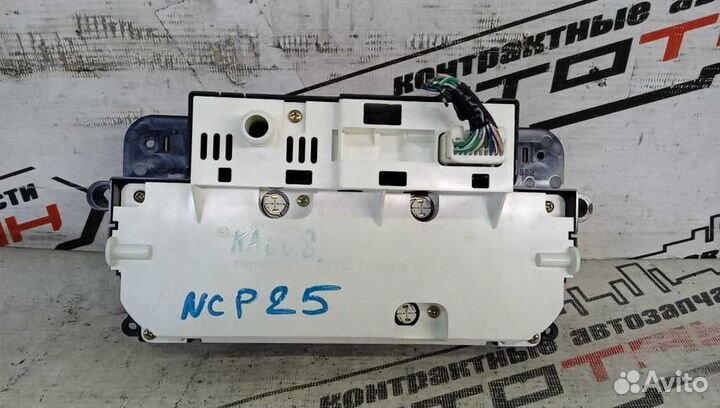 Блок климат-контроля toyota funcargo NCP20 NCP21 N