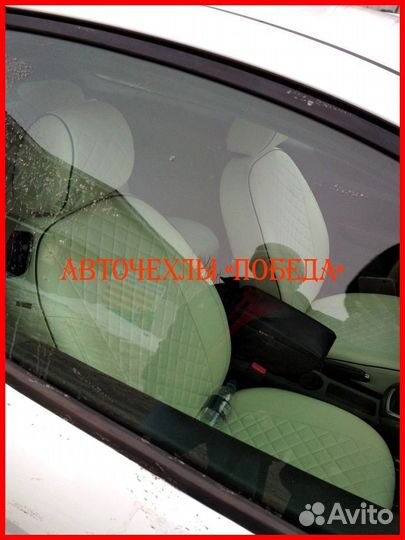 Чехлы Ford Focus 2 из экокожи белые Ромб