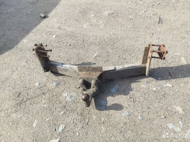 Прицепное устройство,фаркоп