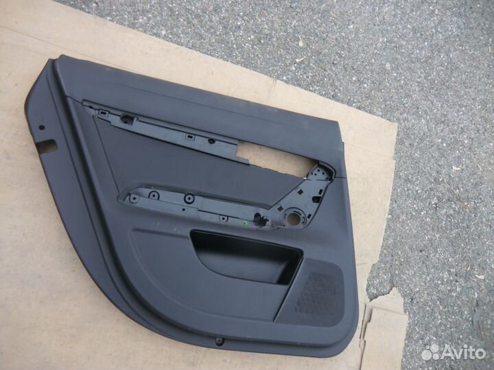 Audi a6c6 4F обшивки задние карты