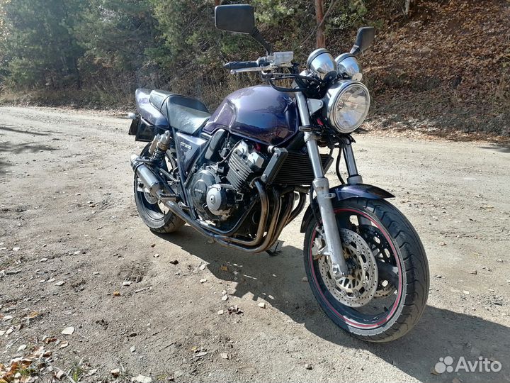 Honda cb 400