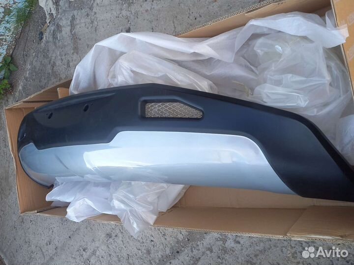 Накладка переднего бампера Great Wall Hover H5 нов