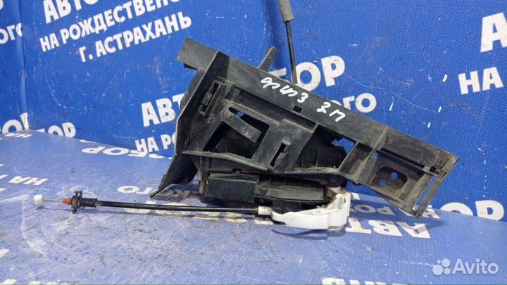 Задний правый замок двери Ford Focus 3 седан 2012