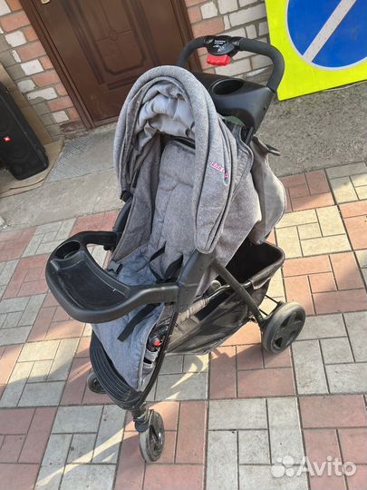 Коляска прогулочная