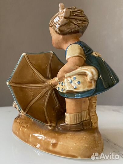 Статуэтка фарфор 