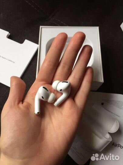 Airpods PRO + чехол