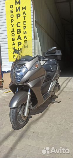 Honda Silver Wing 400