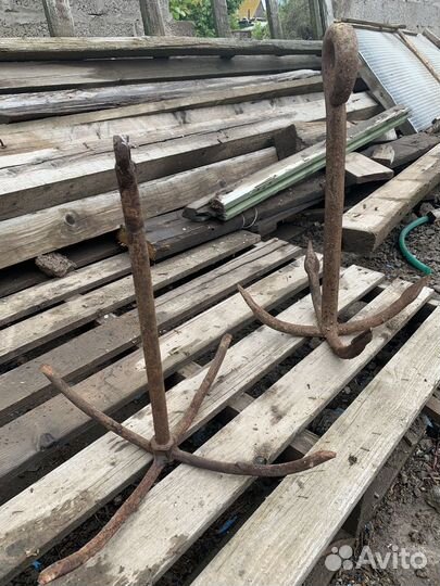 Якорь для лодки