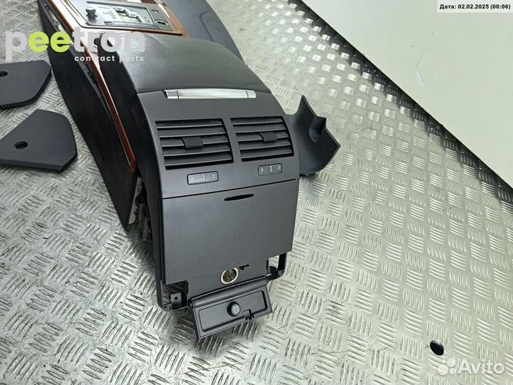 Б/У Б/У Консоль салона (кулисная часть) 3D0864533F