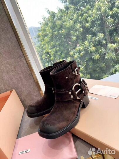 Ботинки замшевые коричневые Miu Miu 36-41